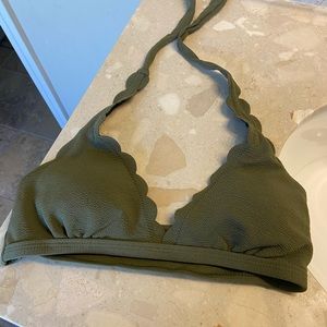 Cupshe Bikini. (Top & bottom included) never worn.